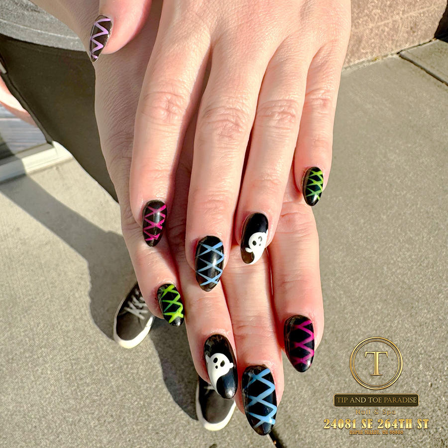 Trendy gel nails